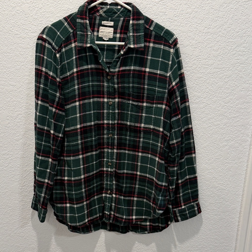 American Eagle Outfitters Green Plaid Button-Down Shirt